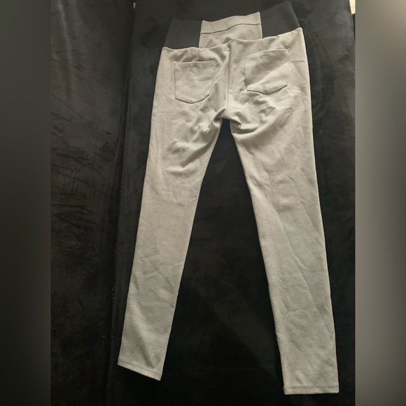 Stretch pants - Picture 2 of 3